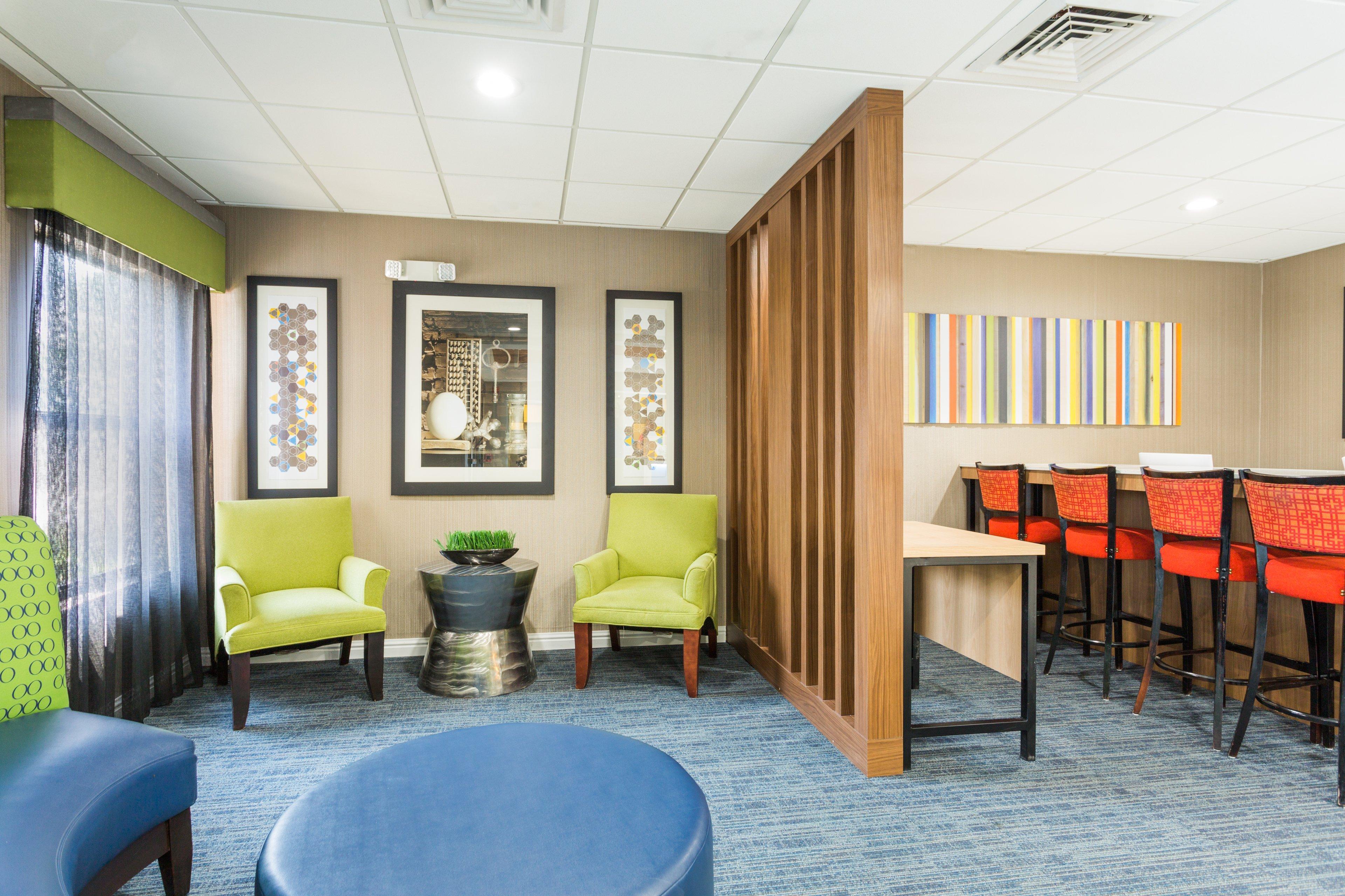 Holiday Inn Express - Plymouth By Ihg Exterior foto